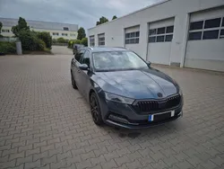 Schwarz Gebraucht 2021 Skoda Octavia Style Kombi | 21.990 € (Guter Preis)