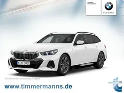 Weiß Gebraucht 2024 BMW i5 M Sport Limousine | 56.930 €