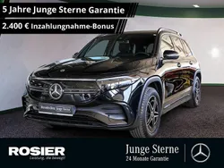 Schwarz / kosmosschwarz (metallic) Gebraucht 2023 Mercedes EQB350 AMG SUV | 38.525 € (Teuer)