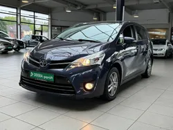 Violet Gebraucht 2015 Toyota Verso Skyview Edition Van / Kleinbus | 7.490 € (Fairer Preis)