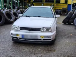 Weiß Gebraucht 1995 VW Golf III Kleinwagen | 4.950 €