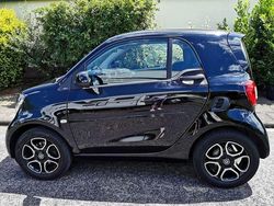 Schwarz Gebraucht 2016 Smart ForTwo Coupé Prime Coupé | 9.700 € (Fairer Preis)