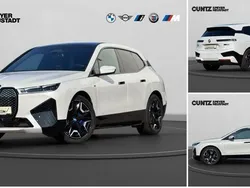 Mineralweiß Gebraucht 2023 BMW iX Sport Line SUV | 72.250 € (Guter Preis)