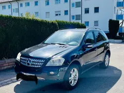 Schwarz Gebraucht 2005 Mercedes ML320 SUV | 4.222 € (Fairer Preis)