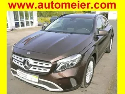 Braun Gebraucht 2018 Mercedes GLA220 AMG SUV | 24.990 € (Fairer Preis)