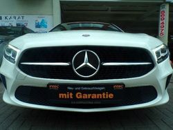 Weiß Gebraucht 2020 Mercedes A180 Night Limousine | 19.900 € (Superpreis)