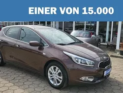 Metallic Gebraucht 2014 Kia Ceed FIFA World Cup Edition | 8.480 € (Guter Preis)