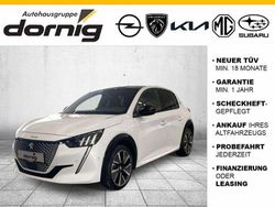 Perlmutt weiss sonderlack Gebraucht 2021 Peugeot e-208 GT Kleinwagen | 14.890 € (Fairer Preis)