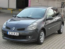 Grau Gebraucht 2008 Renault Clio II Dynamique Kleinwagen | 1.555 € (Guter Preis)
