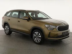 Gold Gebraucht 2024 Skoda Kodiaq Selection SUV | 42.494 € (Superpreis)