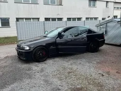 Schwarz Gebraucht 2000 BMW 330 Coupé | 16.250 €