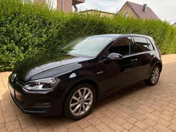 Schwarz Gebraucht 2014 VW Golf VII Cup Limousine | 9.900 € (Fairer Preis)