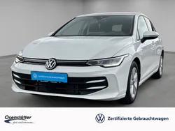 Weiß Gebraucht 2024 VW Golf VIII Life Kleinwagen | 25.430 € (Fairer Preis)