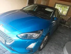 Blau Gebraucht 2019 Ford Focus Limousine | 15.444 € (Fairer Preis)