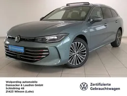 Maripositgrün, metallic Neu 2024 VW Passat Elegance Kombi | 44.870 € (Fairer Preis)