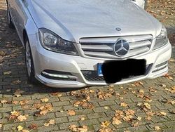 Silber Gebraucht 2011 Mercedes 180 Avantgarde Limousine | 7.500 €