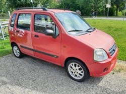 Rot Gebraucht 2005 Suzuki Wagon R+ Kombi | 350 €