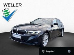 Schwarz Gebraucht 2022 BMW 320e Sport Line Kombi | 29.750 € (Fairer Preis)