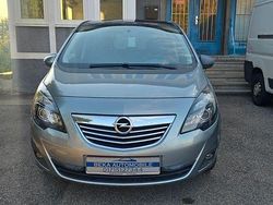 Silber Gebraucht 2012 Opel Meriva Innovation Van / Kleinbus | 5.300 € (Fairer Preis)