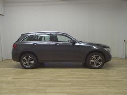 Graphitgrau metallic Gebraucht 2021 Mercedes GLC300e SUV | 25.480 € (Superpreis)