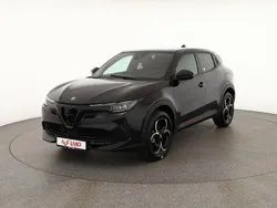Schwarz Neu 2025 Alfa Romeo GT Junior Edizione Speciale SUV | 29.890 €