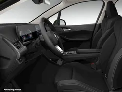 Grün Gebraucht 2024 BMW 216 Active Tourer Van / Kleinbus | 30.060 € (Fairer Preis)