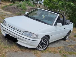 Weiß Gebraucht 1992 Ford Escort Cabriolet Cabrio | 3.800 €