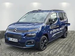 Blau Gebraucht 2023 Citroën e-Berlingo Shine Van / Kleinbus | 26.490 € (Etwas zu teuer)