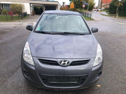 Gebraucht 2012 Hyundai i20 Classic Limousine | 4.400 € (Guter Preis)