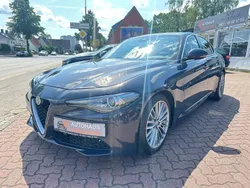 Gebraucht 2016 Alfa Romeo Giulia Super Limousine | 15.990 € (Fairer Preis)