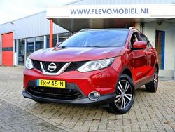 Rot Gebraucht 2015 Nissan Qashqai 360º SUV | 11.450 € (Etwas zu teuer)