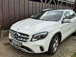 Mercedes GLA180