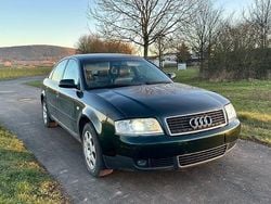 Grün Gebraucht 2001 Audi A6 Comfort Limousine | 1.100 € (Superpreis)