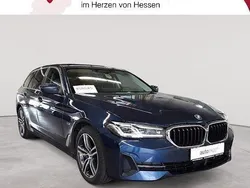 Phytonicblau metallic Gebraucht 2022 BMW 530e Sport Line Kombi | 25.690 € (Superpreis)