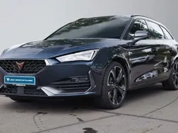 Grau Gebraucht 2024 Cupra Leon VZ Kombi | 29.800 € (Fairer Preis)