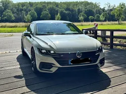 Weiß Gebraucht 2018 VW Arteon R-line Limousine | 23.500 € (Etwas zu teuer)