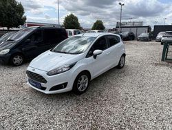 Frostweiß Gebraucht 2015 Ford Fiesta SYNC Edition Kleinwagen | 4.990 €