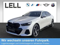 Weiß Neu 2025 BMW 520 M Sport Limousine | 67.985 € (Fairer Preis)