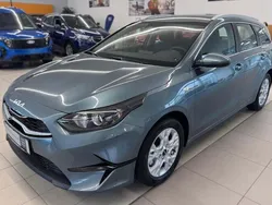 Grau Gebraucht 2024 Kia Ceed Sportswagon Vision Kombi | 22.850 € (Fairer Preis)