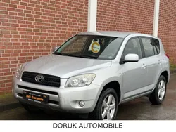 Silber Gebraucht 2007 Toyota RAV4 Executive SUV | 7.990 € (Guter Preis)