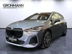Grau Gebraucht 2024 BMW 218 Active Tourer M Sport Van / Kleinbus | 29.900 € (Fairer Preis)