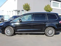 Schwarz Gebraucht 2022 Ford Galaxy Titanium Van / Kleinbus | 29.480 € (Etwas zu teuer)