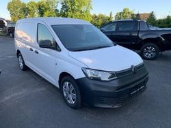 Weiß Gebraucht 2021 VW Caddy Maxi Basis Van / Kleinbus | 12.900 € (Superpreis)