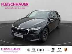 Schwarz Neu 2025 Skoda Scala Tour Kleinwagen | 30.490 € (Teuer)
