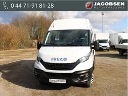 Weiss Gebraucht 2020 Iveco Daily | 37.188 € (Fairer Preis)