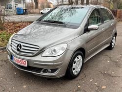 Grau Gebraucht 2007 Mercedes B170 Van / Kleinbus | 1.599 € (Fairer Preis)