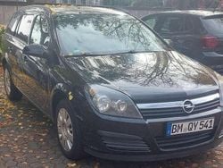 Schwarz Gebraucht 2005 Opel Astra Sport Kombi | 1.250 € (Guter Preis)