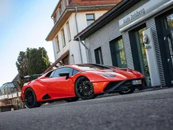 Orange Gebraucht 2022 Lamborghini Huracán Coupé | 335.600 €