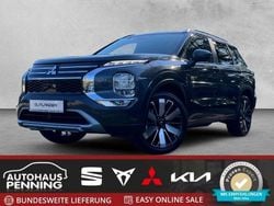 Grau Gebraucht 2025 Mitsubishi Outlander P-HEV Intro Edition SUV | 48.550 € (Fairer Preis)