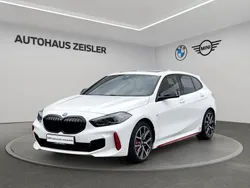 Alpinweiß uni Gebraucht 2024 BMW 128 M Sport Limousine | 36.540 € (Fairer Preis)
